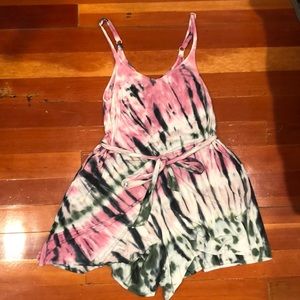 Torrid Tie Dye Pink Green Shorts Romper Super Soft Stretchy Pockets Sz 0 (L,XL)